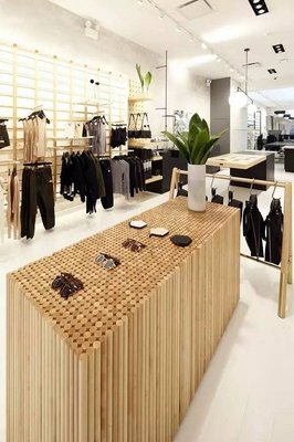 炫酷揭幕！Lululemon美國首家前衛(wèi)服飾實(shí)驗(yàn)店引領(lǐng)零售新浪潮